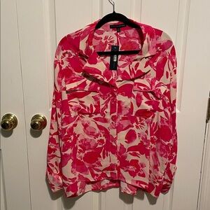 Adrienne Vittadini Pink and Cream Floral Blouse